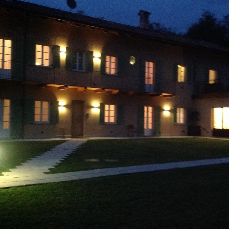 Sangrato 1883 Villa Monteu Roero Værelse billede